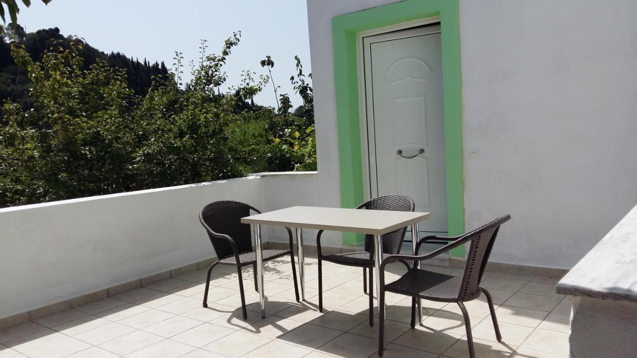 Natalia Apartment Lixouri Bagian luar foto