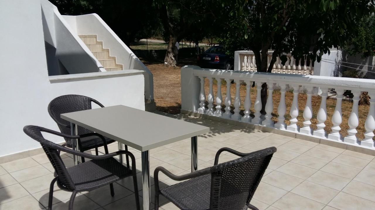 Natalia Apartment Lixouri Bagian luar foto